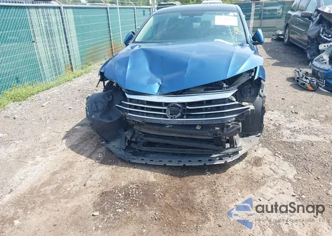 2019 Volkswagen Jetta 1.4T R-Line/1.4T S/1.4T Se из США, поврежденный, VIN 3VWC57BU3KM194267